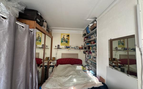 Appartement à vendre    2 pièces • 35 m2 Paris 18