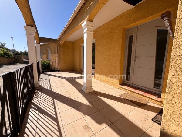 Maison de plain-pied 155 m² avec garage de 92m2, piscine et terrain arboré à MONTAGNAC (34)