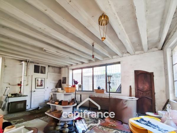 Local/bureau à vendre BESSE SUR BRAYE (72)