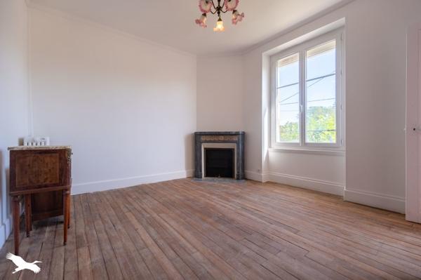 Maison à vendre 250 000 € Ourouer-les-Bourdelins 9 p 210 m² DPE C