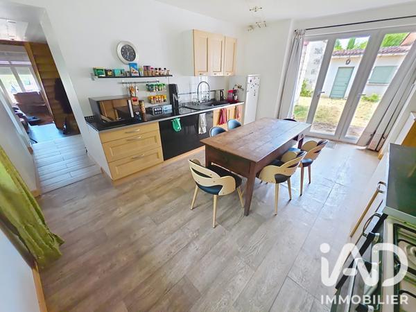 Maison à vendre 7 pièces 188 m² Feuillade