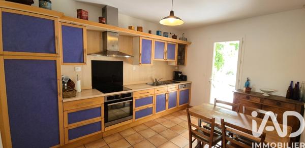 Maison à vendre 6 pièces 149 m² Léognan