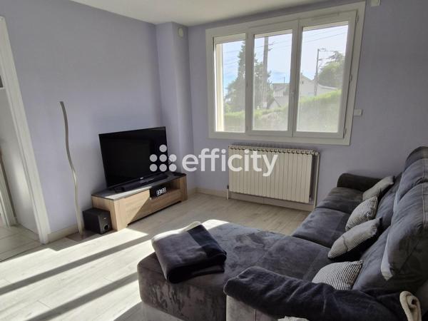 Maison
         5 pièces
        - 115 m² Exclusivité 275 000 € *