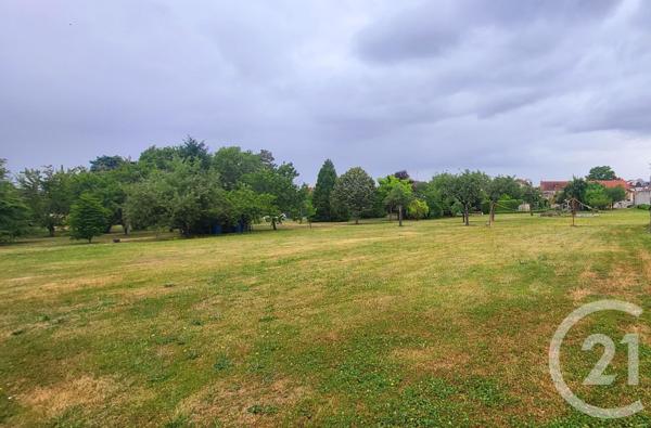 Terrain à vendre  4236 m2 MONTLUCON - 03