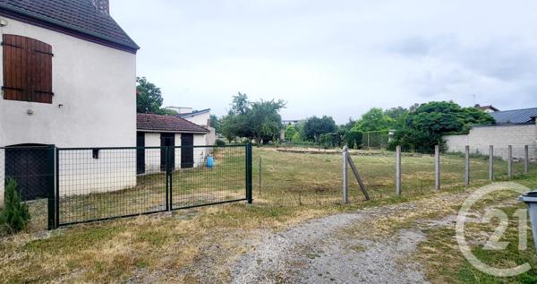 Terrain à vendre  4236 m2 MONTLUCON - 03