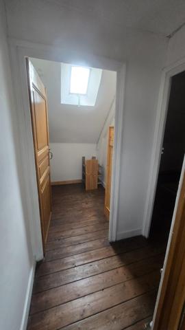 Maison à PONTIVY, 56300 - 5 pièces 90m²