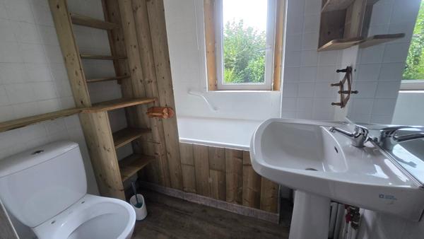 Maison à PONTIVY, 56300 - 5 pièces 90m²