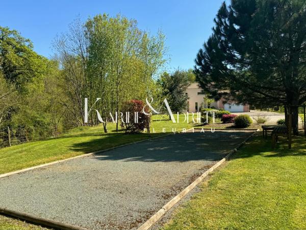 Maison contemporaine 7 chambres, double garage et piscine