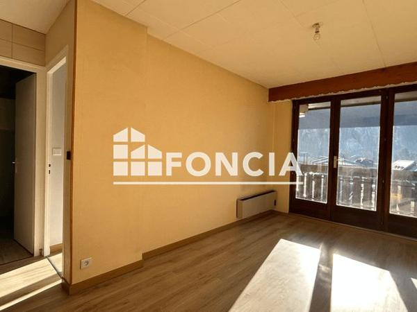 Location Appartement 2 pièces 31.5 m² - 1030 - 1032 - 1034 CHEMIN DES 3 POIRIERS Albertville 73200