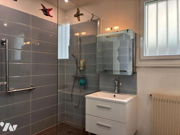 Grand 2 pièces avec terrasse de 30 m²