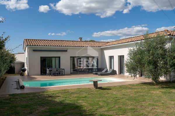 Maison familiale de 168 m² avec piscine, garage double et 5 chambres ? Secteur recherché