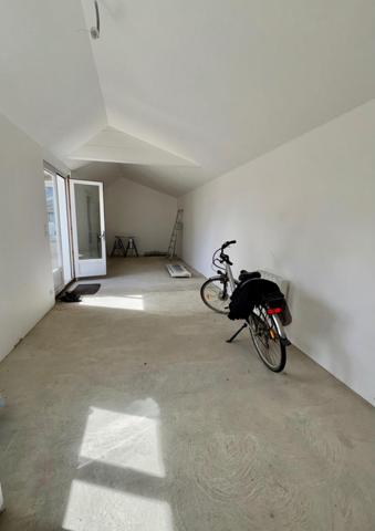Belle maison des années 30 , jardin ,atelier , le centre ville et les plages  à pieds