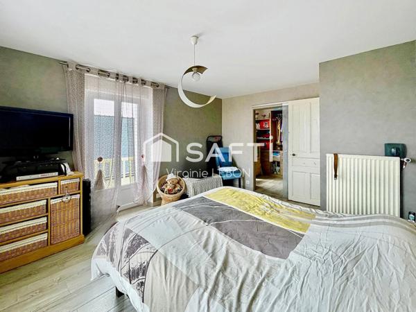 Belle maison des années 30 , jardin ,atelier , le centre ville et les plages  à pieds