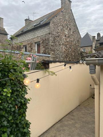 Immeuble à vendre JUGON LES LACS (22)