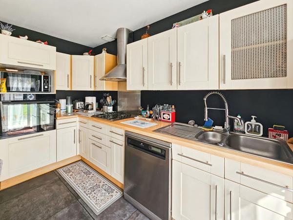 Maison familiale à Sainte-Gemmes-sur-Loire idéalement située - coup de coeur assuré !