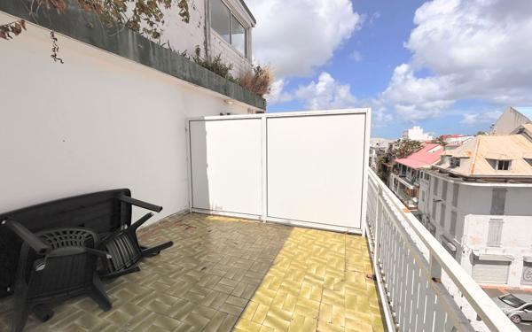 Appartement à vendre    1 pièce • 21,66 m2 Pointe-à-Pitre