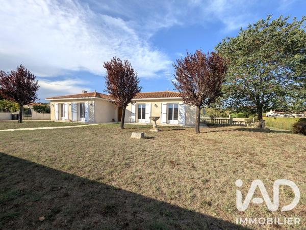 Maison à vendre 8 pièces 159,96 m² Saint-Yrieix-sur-Charente