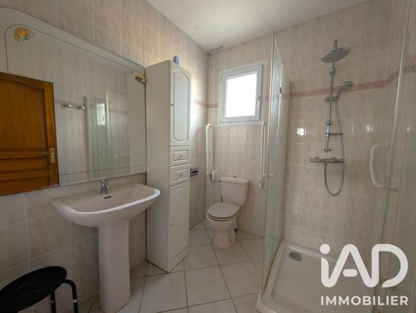 Maison à vendre 8 pièces 159,96 m² Saint-Yrieix-sur-Charente