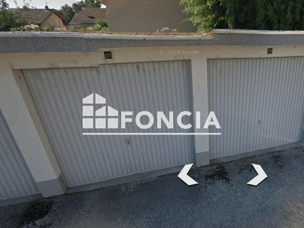 Location Parking 15 m² - RUE DES ECHELLES Saint Egreve 38120