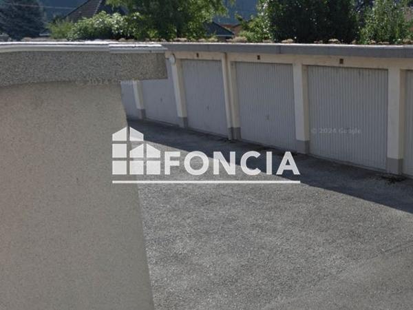 Location Parking 15 m² - RUE DES ECHELLES Saint Egreve 38120