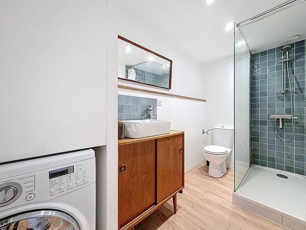 HYPER CENTRE - LES HALLES DE TOURS - ENTIEREMENT RENOVE