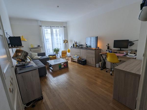 Place Jean Macé / Gare SNCF/EMLYON Grand T3 climatisé sans travaux