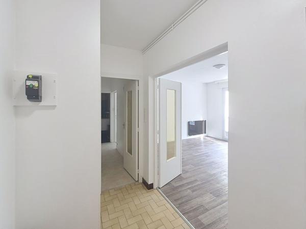 Appartement 47 000 € Montluçon 2 p 54 m² DPE C
