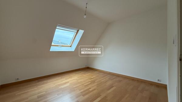 Maison 8 pièces – 162 m² environ à La Chapelle-sur-Erdre (ref : 1365B)