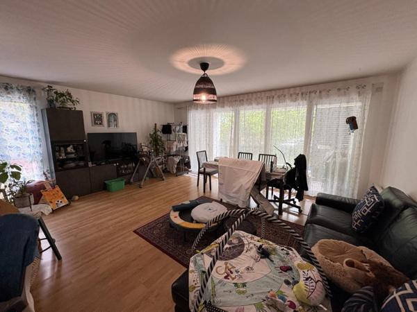 Appartement T3 à louer - 68 m² (réf : 521163)