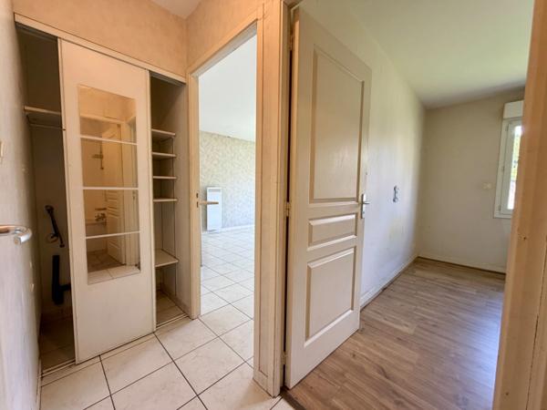 Dpt Maine et Loire (49), à vendre PELLOUAILLES LES VIGNES appartement T2