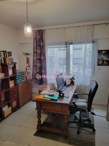 Appartement à vendre 5 pièces de 137 m²