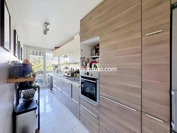 Vente Appartement 4 pièces 81 m2 à Créteil