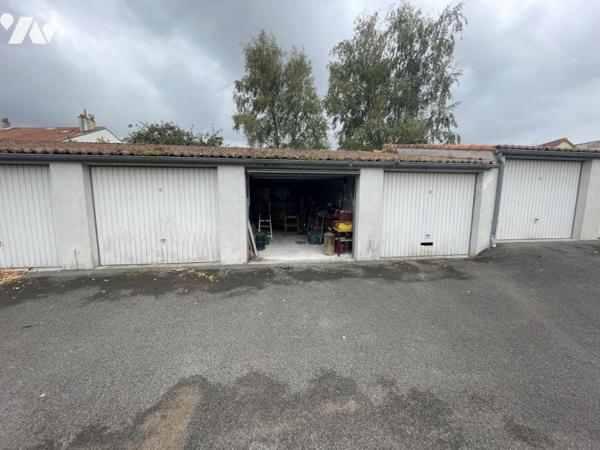 REZE (CHENE CREUX - BLORDIERE) - GARAGE 14m² dans une copropriété