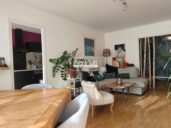 Appartement 4 pièces – 88 m² environ à Vannes (ref : 100877-AV)