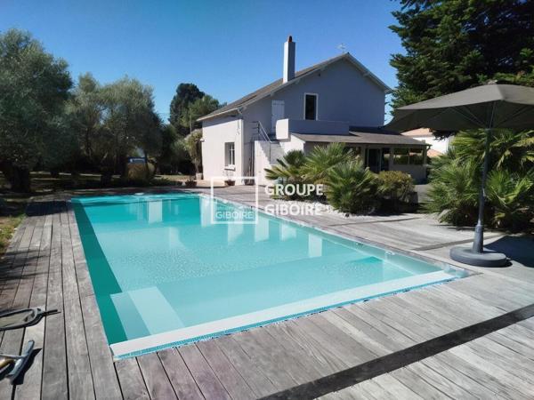 Maison T9 à vendre LA BAULE - 220 m² (réf : CS25818)