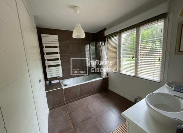 Maison T9 à vendre LA BAULE - 220 m² (réf : CS25818)