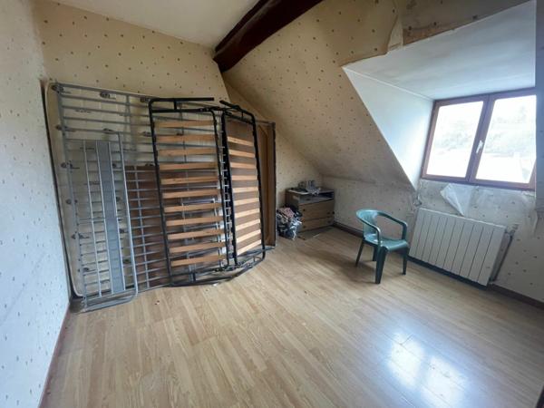 Immeuble à vendre    8 pièces • 246 m2 Évreux