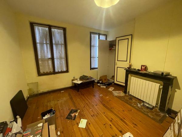 Immeuble à vendre    8 pièces • 246 m2 Évreux