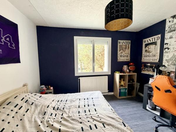 MAISON 5 CHAMBRES SUR SOUS SOL