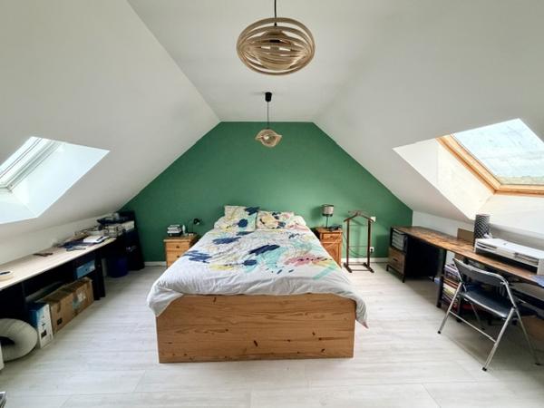 MAISON 5 CHAMBRES SUR SOUS SOL