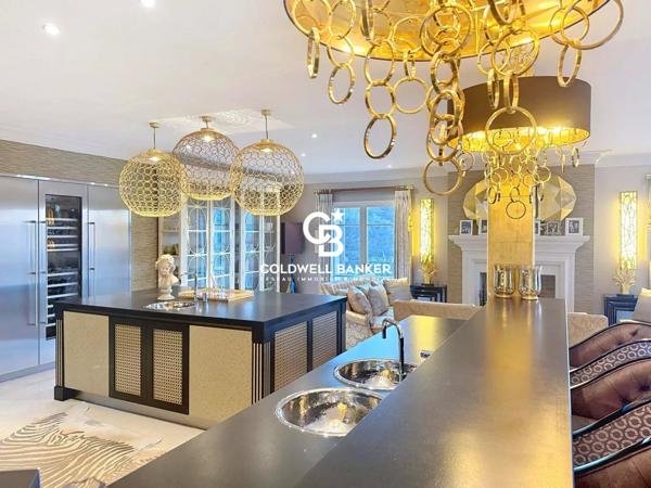 Maison 16 pièces à vendre Roquefort les Pins - 06330 / Réf: 95 - 3801