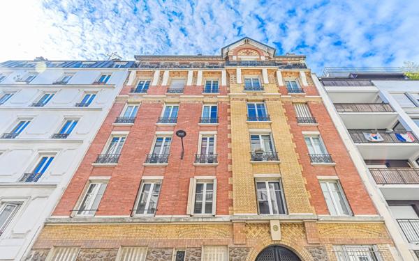 Appartement à vendre    3 pièces • 63 m2 Paris 18