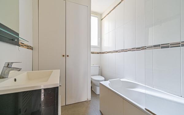 Appartement à vendre    3 pièces • 63 m2 Paris 18