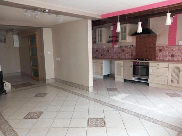 adorable maison au calme idéal premier achat ou investisseur , la Roche, Thiers