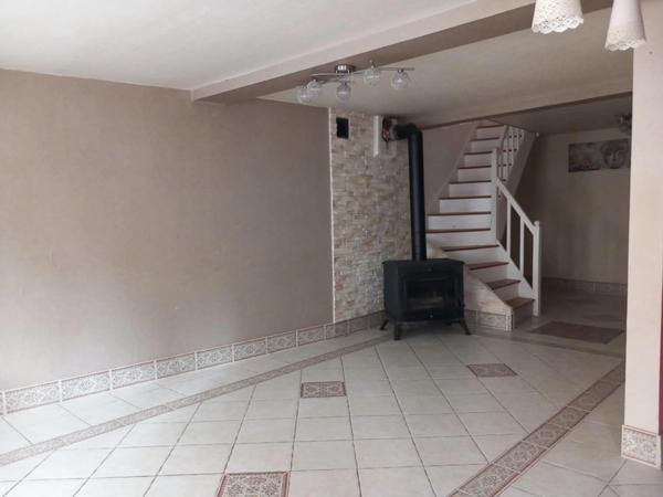 adorable maison au calme idéal premier achat ou investisseur , la Roche, Thiers