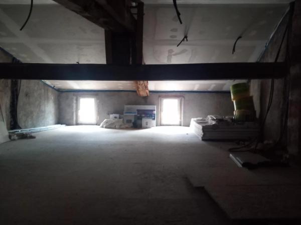 adorable maison au calme idéal premier achat ou investisseur , la Roche, Thiers