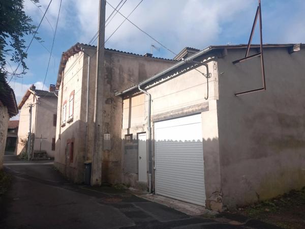 adorable maison au calme idéal premier achat ou investisseur , la Roche, Thiers