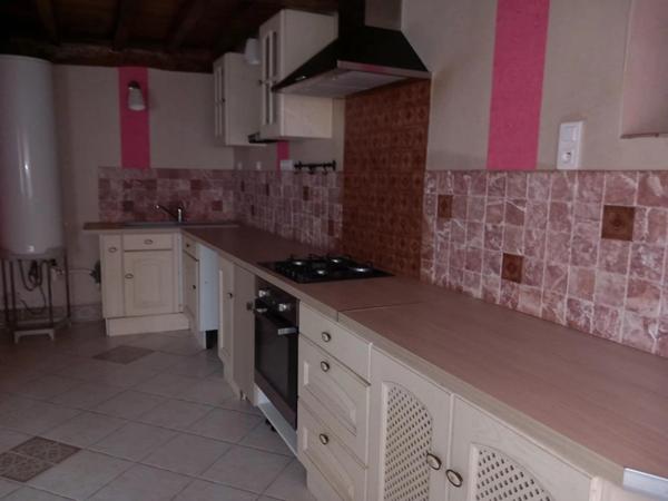 adorable maison au calme idéal premier achat ou investisseur , la Roche, Thiers