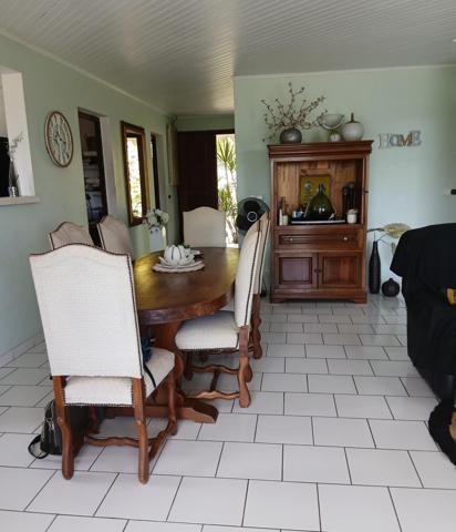 IMMEUBLE DE CHARME AVEC HAUT DE VILLA ET 2 APPARTEMENTS- VUE MER