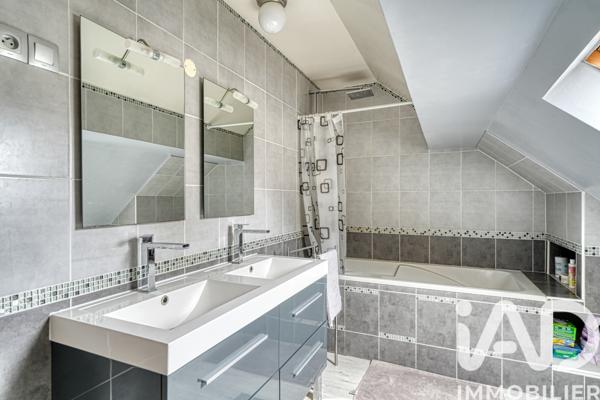 Maison à vendre 6 pièces 110 m² Stains